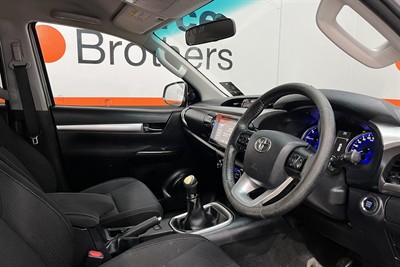2016 Toyota Hilux - Thumbnail
