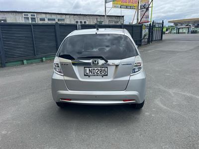 2012 Honda FIT - Thumbnail