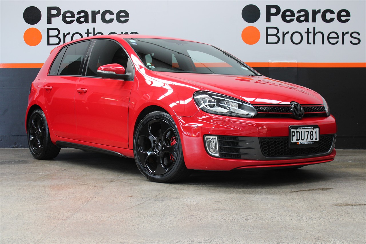 2010 Volkswagen GOLF