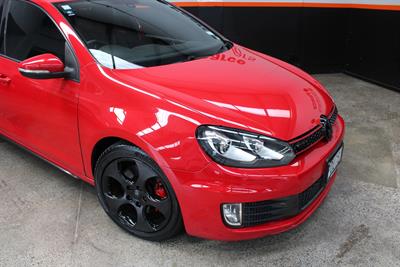 2010 Volkswagen GOLF - Thumbnail