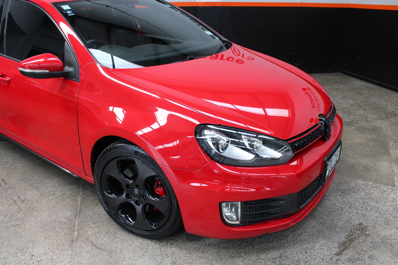 2010 Volkswagen GOLF