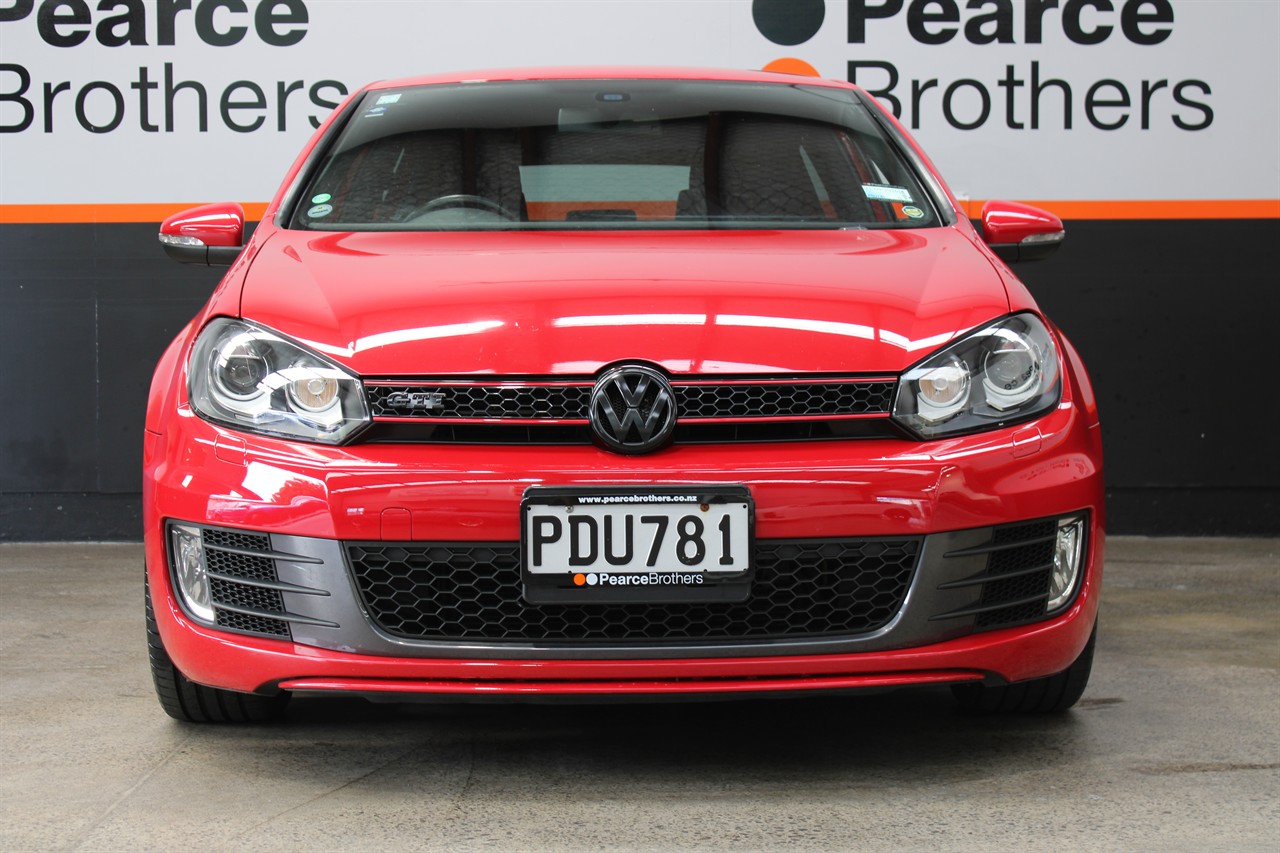 2010 Volkswagen GOLF