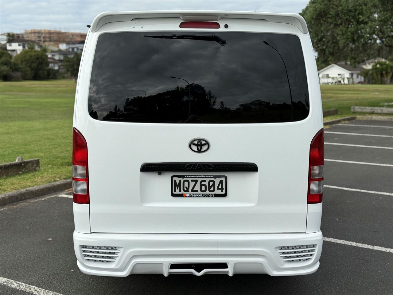 2010 Toyota Hiace