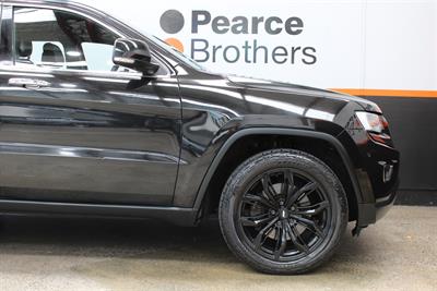 2013 Jeep Grand Cherokee - Thumbnail