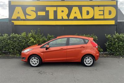 2015 Ford Fiesta - Thumbnail
