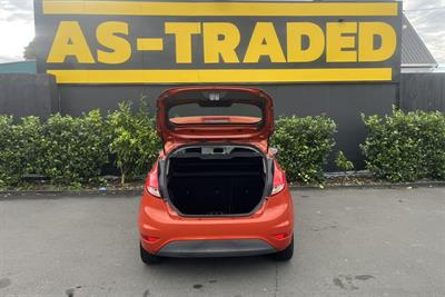 2015 Ford Fiesta - Thumbnail