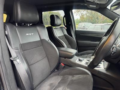 2019 Jeep GRAND CHEROKEE - Thumbnail