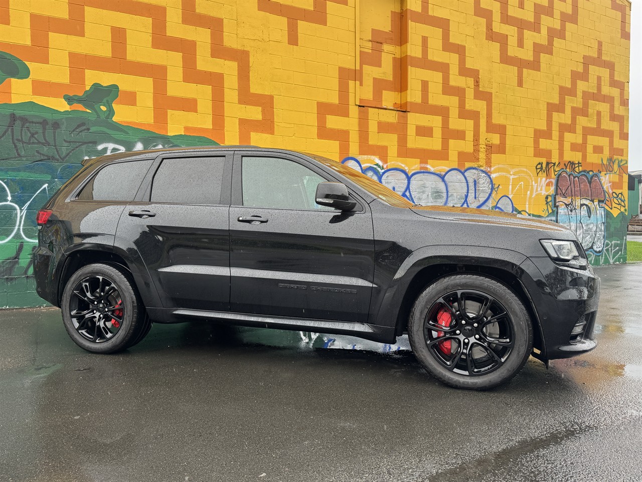 2019 Jeep GRAND CHEROKEE