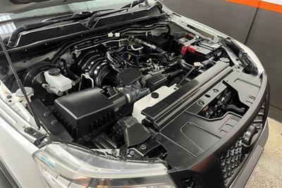 2017 Nissan Navara - Thumbnail