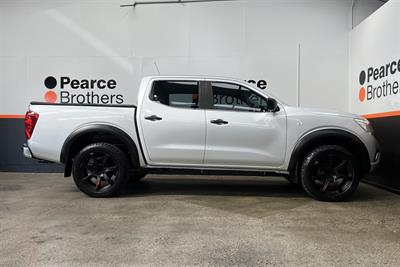 2017 Nissan Navara - Thumbnail
