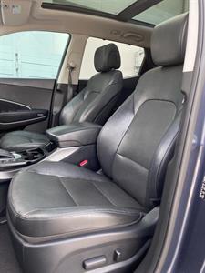 2017 Hyundai SANTA FE - Thumbnail