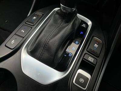 2017 Hyundai SANTA FE - Thumbnail