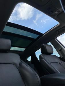 2017 Hyundai SANTA FE - Thumbnail