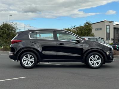 2017 Kia SPORTAGE - Thumbnail