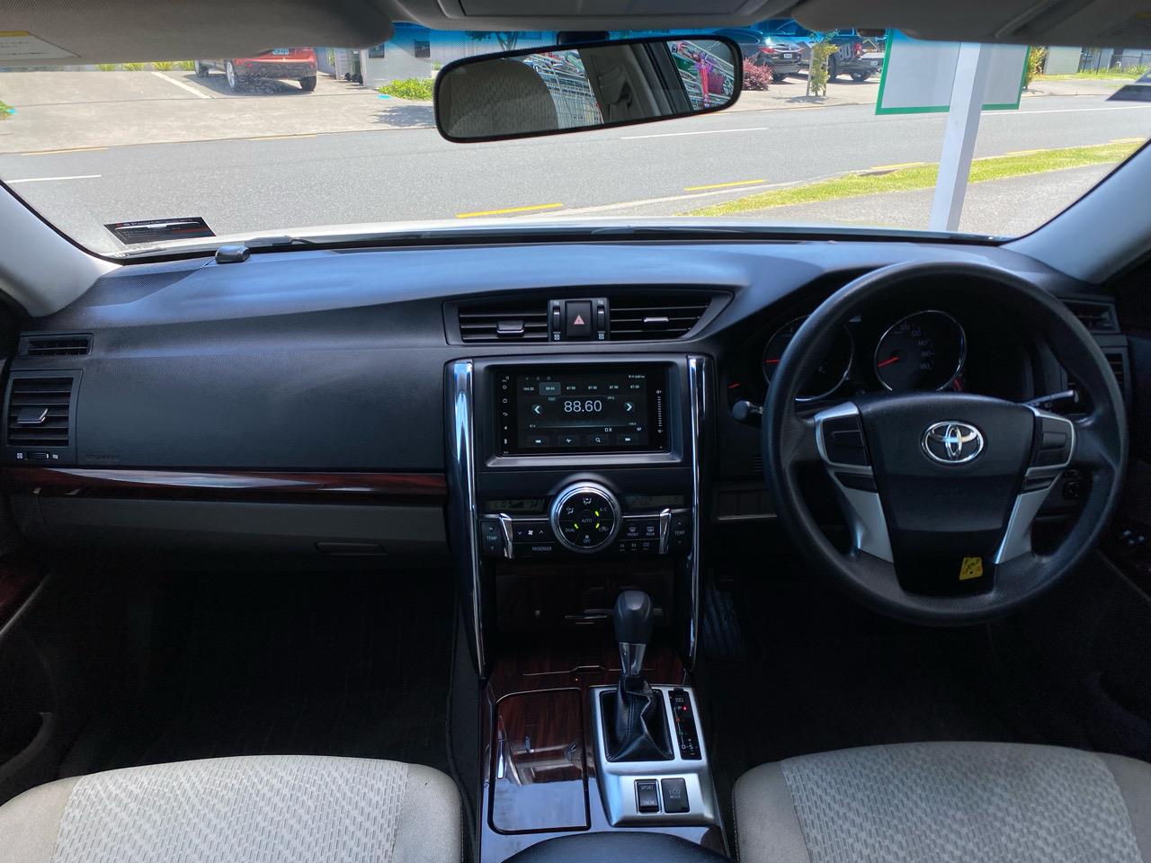 2010 Toyota Markx
