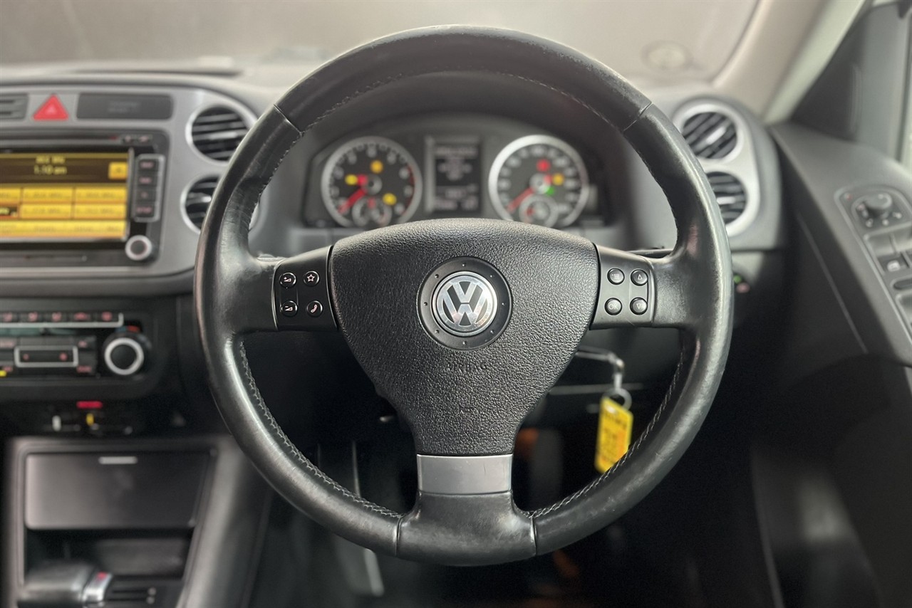 2010 Volkswagen TIGUAN