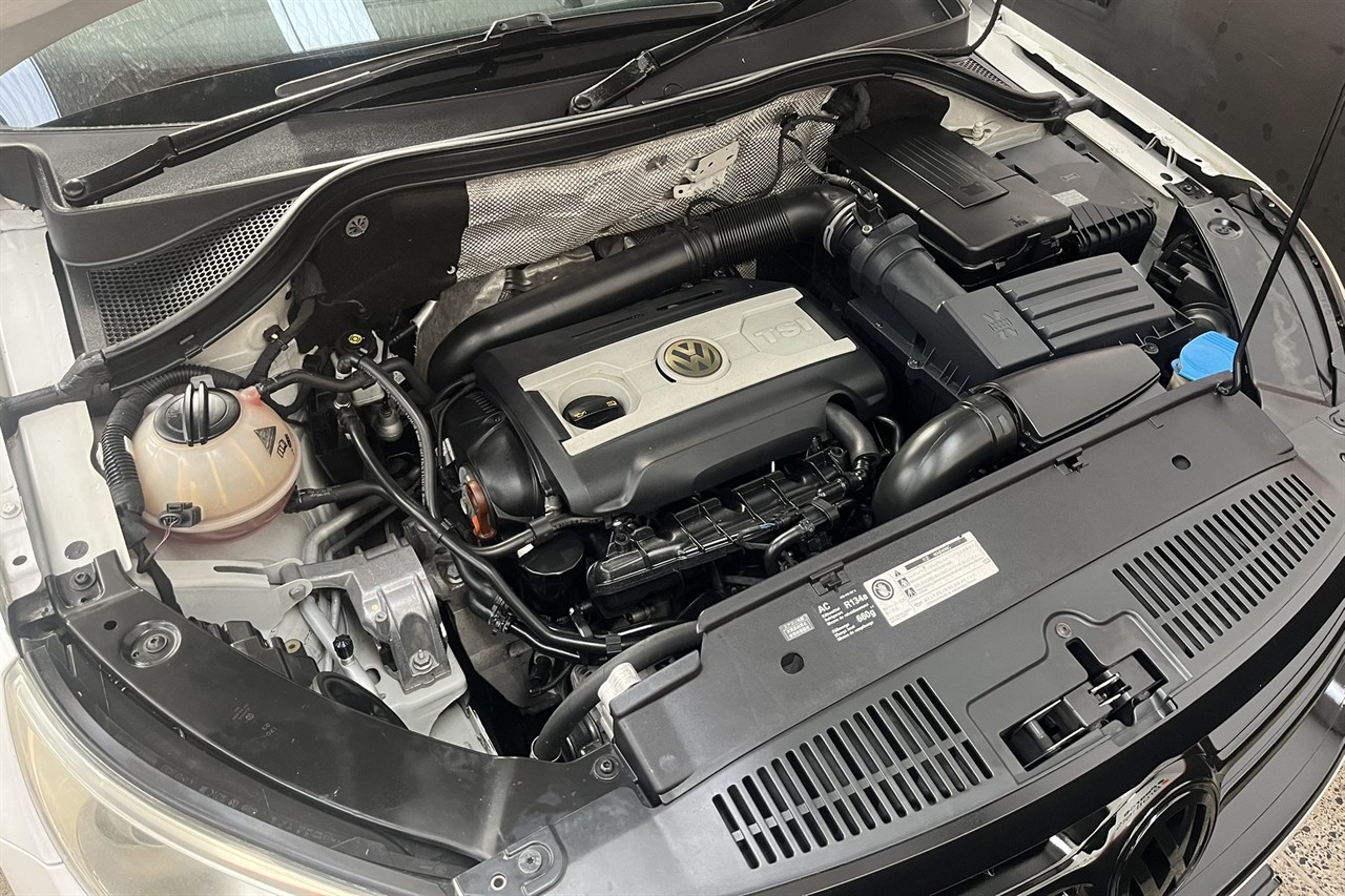 2010 Volkswagen TIGUAN