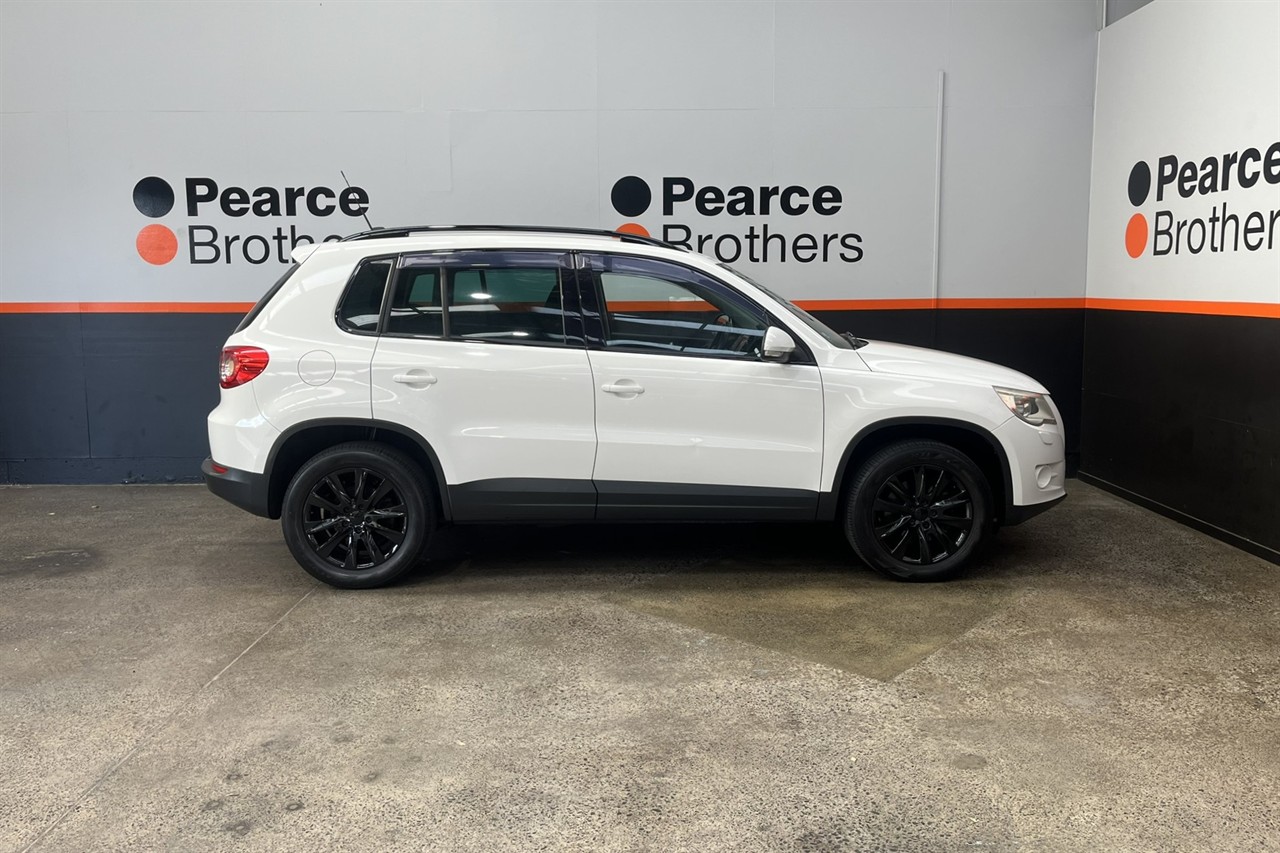 2010 Volkswagen TIGUAN