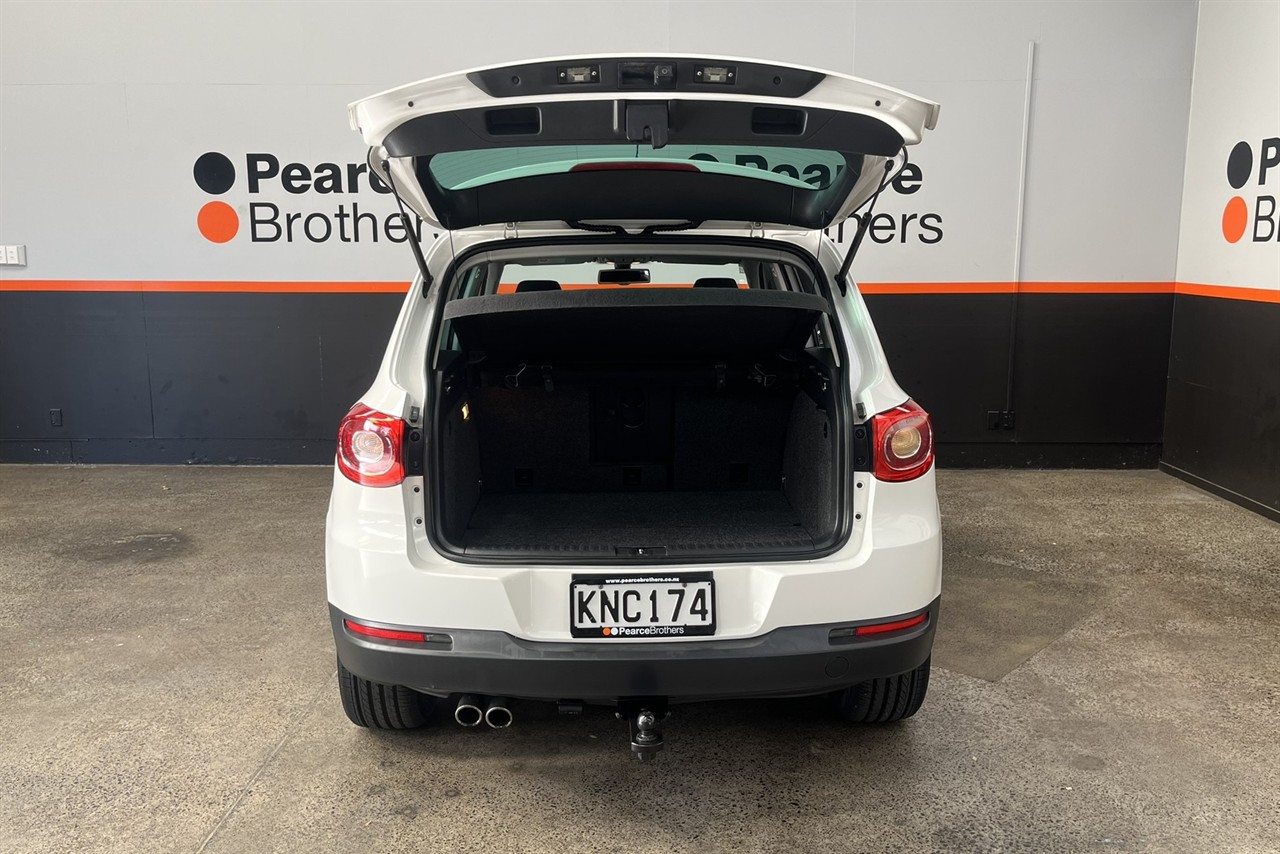 2010 Volkswagen TIGUAN
