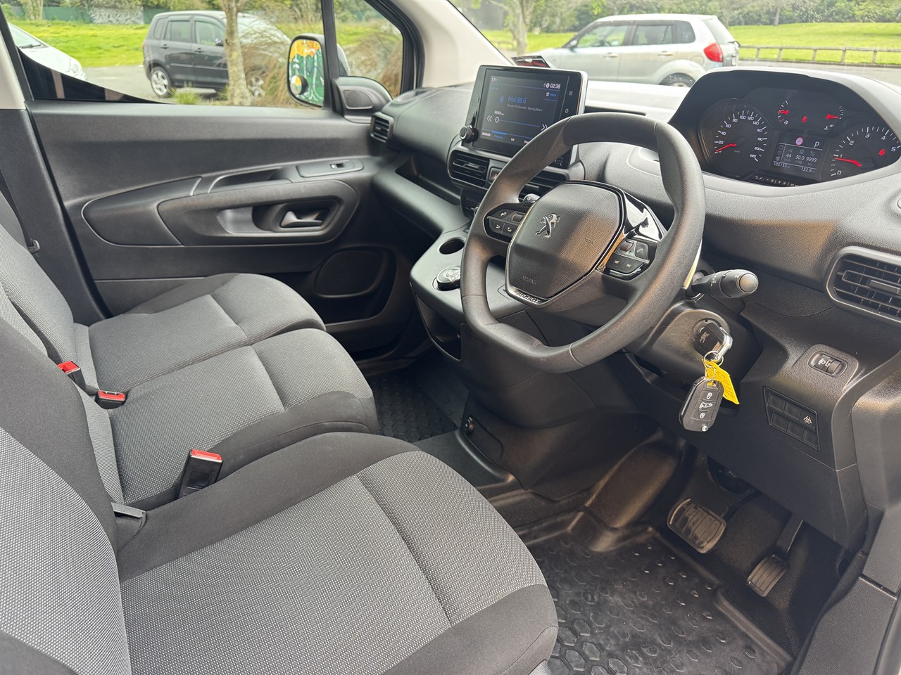 2022 Peugeot Partner