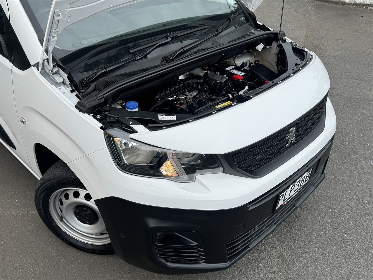 2022 Peugeot Partner