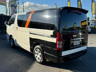 2008 Toyota Hiace - Thumbnail