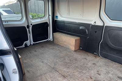 2022 Renault Trafic - Thumbnail
