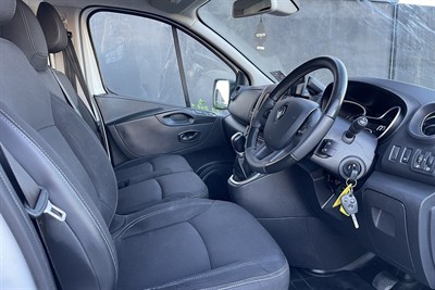 2022 Renault Trafic - Thumbnail