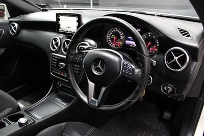 2014 Mercedes-Benz A180 - Thumbnail