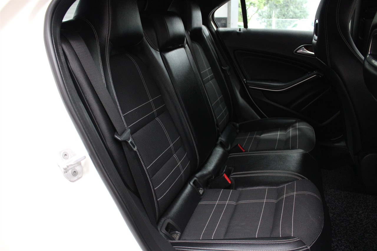 2014 Mercedes-Benz A180