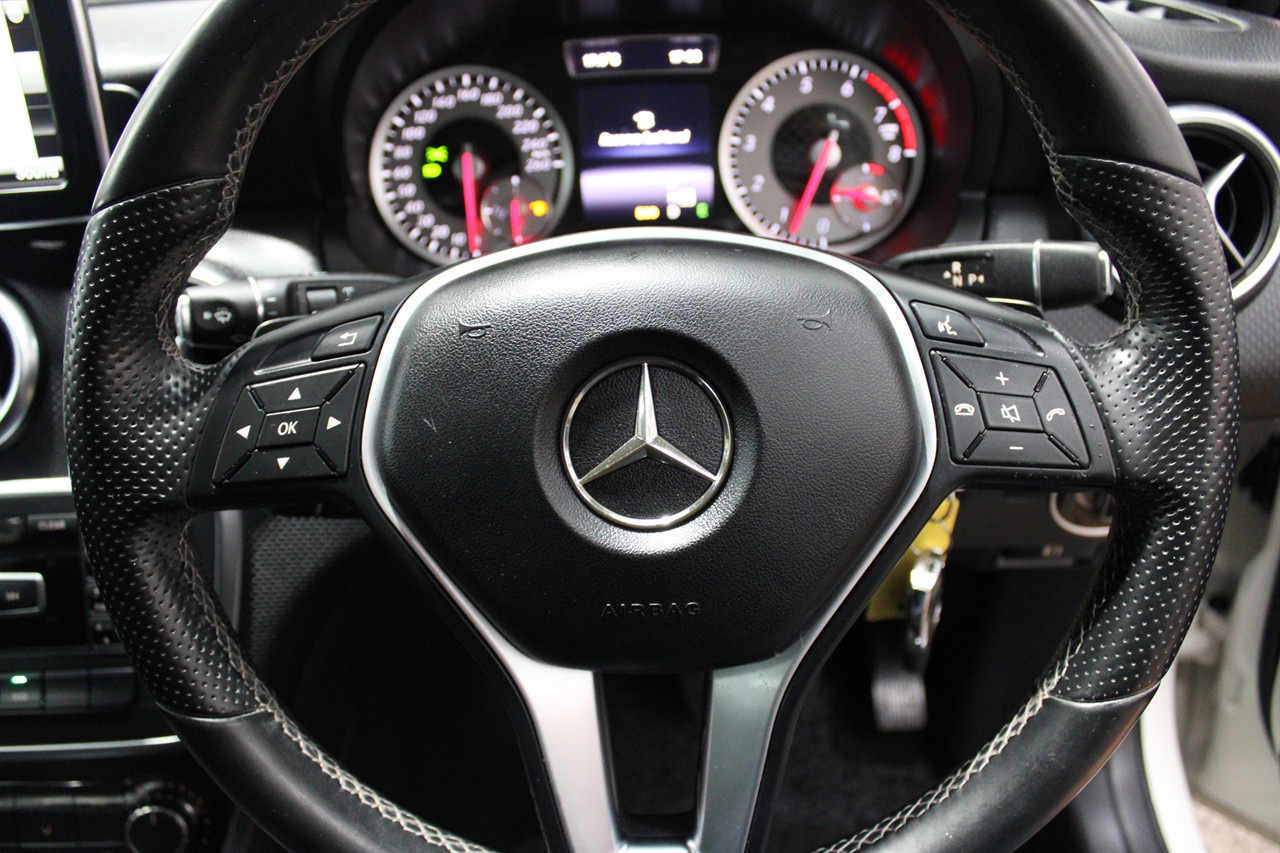 2014 Mercedes-Benz A180