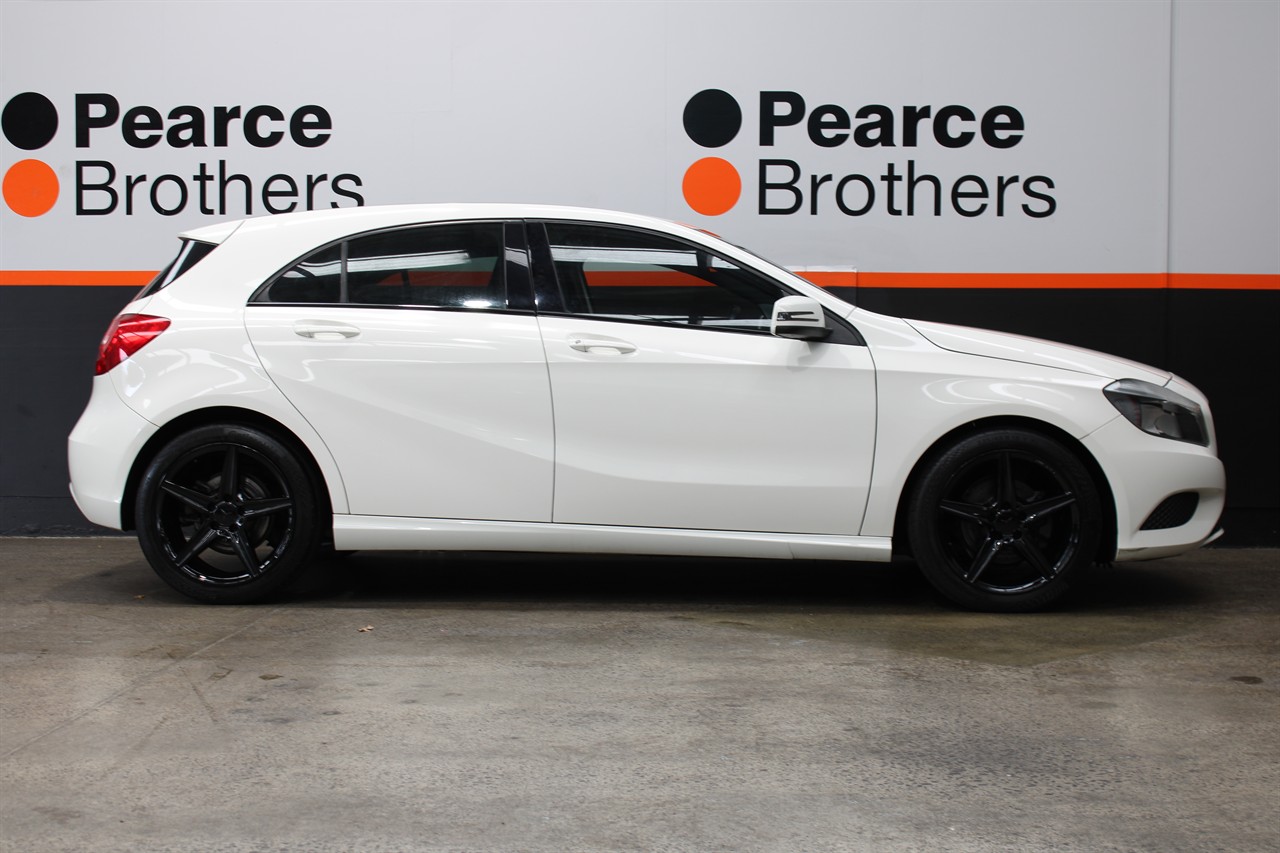 2014 Mercedes-Benz A180