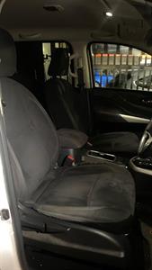 2016 Nissan Navara - Thumbnail