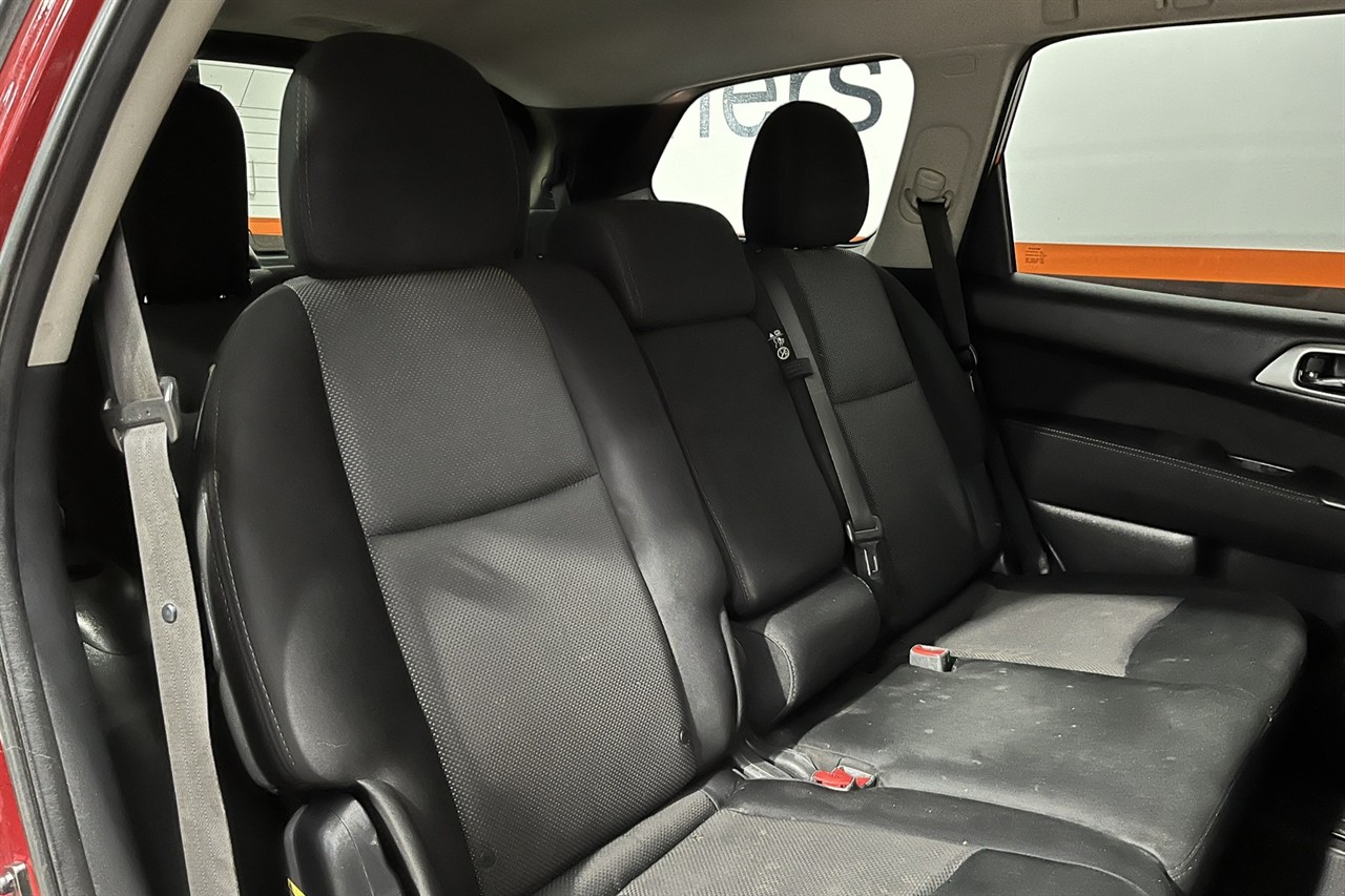 2017 Nissan Pathfinder