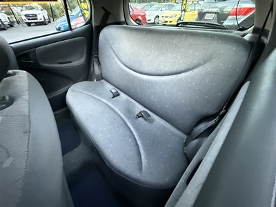 1999 Toyota Vitz - Thumbnail