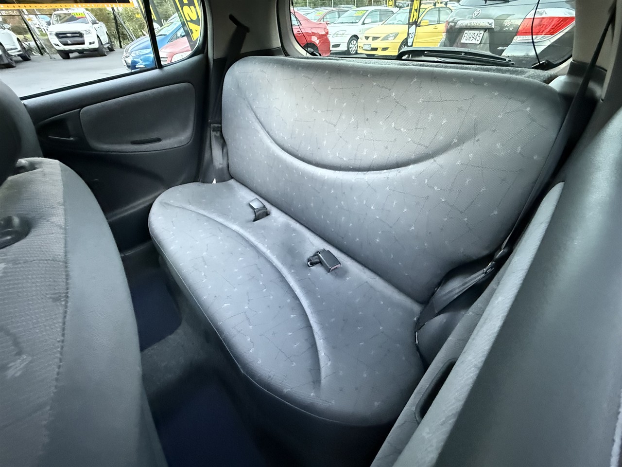 1999 Toyota Vitz