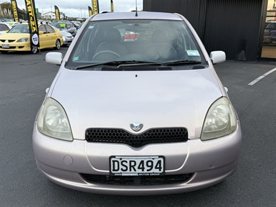1999 Toyota Vitz - Thumbnail