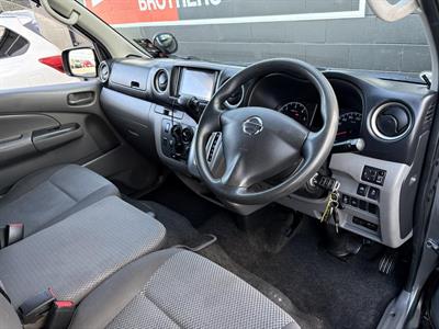 2017 Nissan Nv350 - Thumbnail