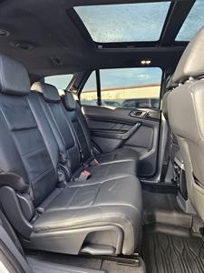 2017 Ford Everest - Thumbnail