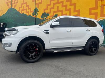 2017 Ford Everest - Thumbnail