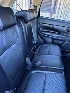 2013 Mitsubishi Outlander - Thumbnail