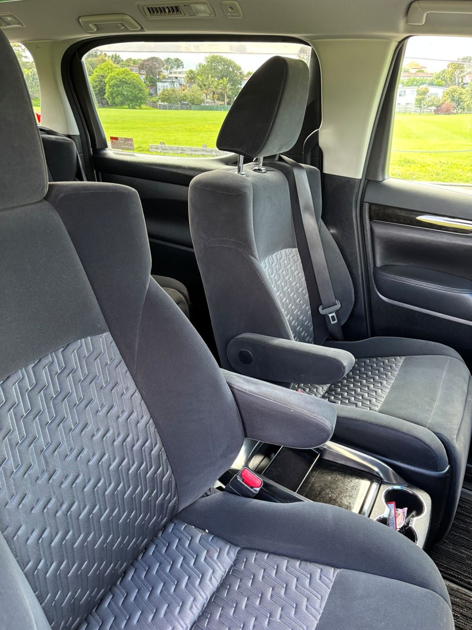 2015 Toyota Vellfire