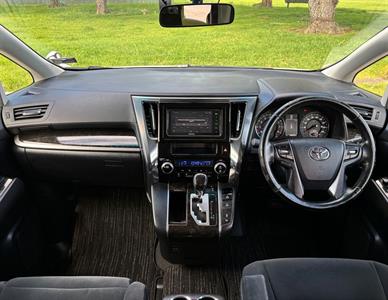 2015 Toyota Vellfire - Thumbnail