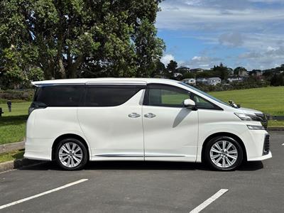 2015 Toyota Vellfire - Thumbnail