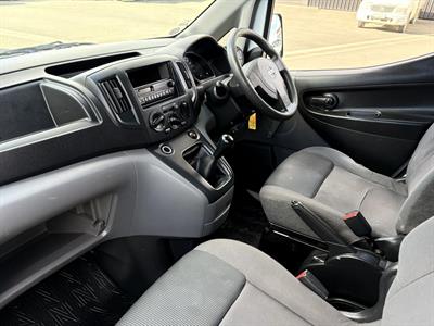 2010 Nissan NV200 - Thumbnail