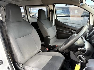 2010 Nissan NV200 - Thumbnail