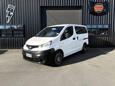 2010 Nissan NV200 - Thumbnail