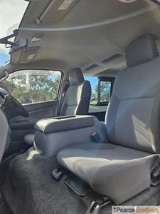 2014 Nissan Nv350 - Thumbnail