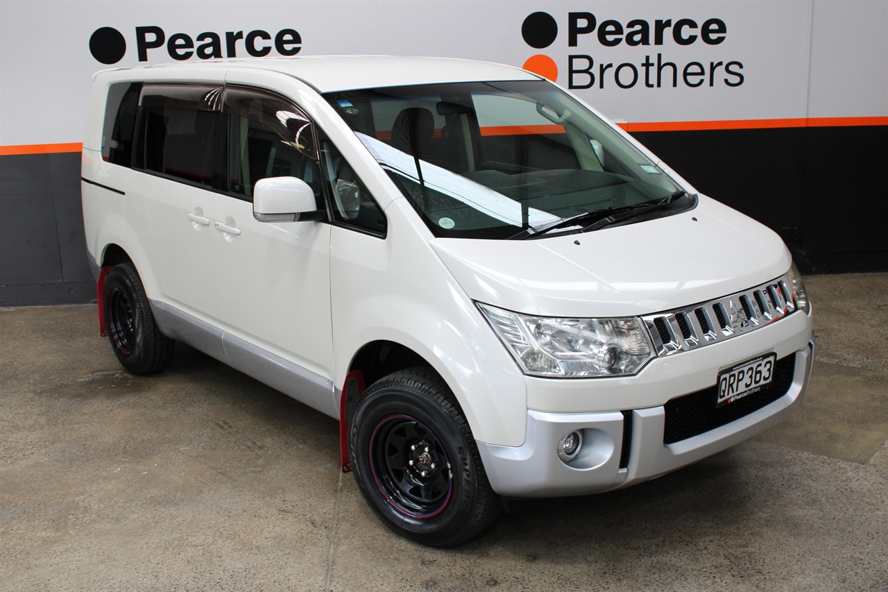2011 Mitsubishi Delica