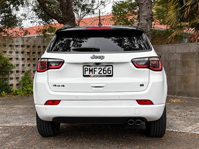 2022 Jeep Compass - Thumbnail